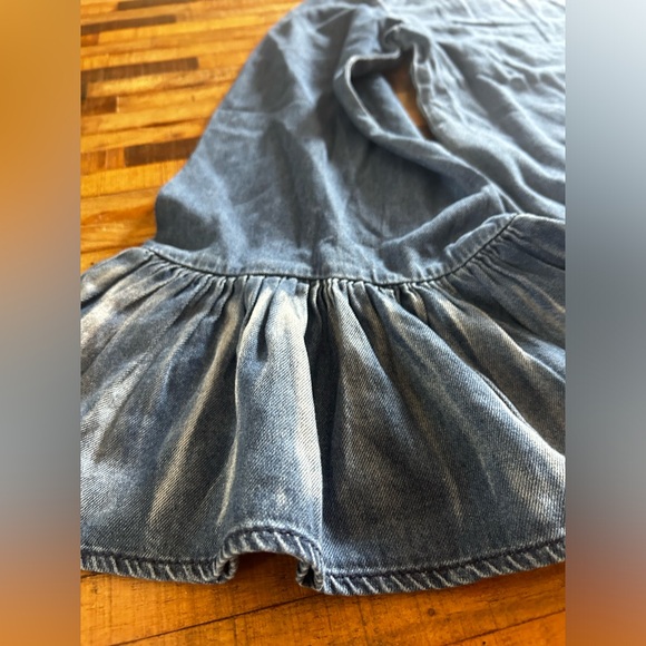 NWT BUFFALO Bell Sleeve 70’s Vibe Blue Denim Top Size Small - Picture 5 of 8